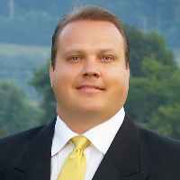 Michael Abraczinskas