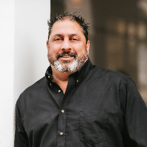 Agent Vince Cardenez