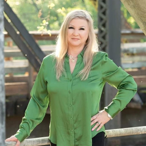 Angela Angell/ Broker Agent