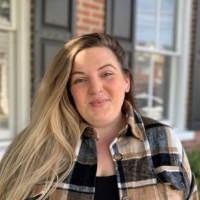 Julia Giambalvo-LaBar